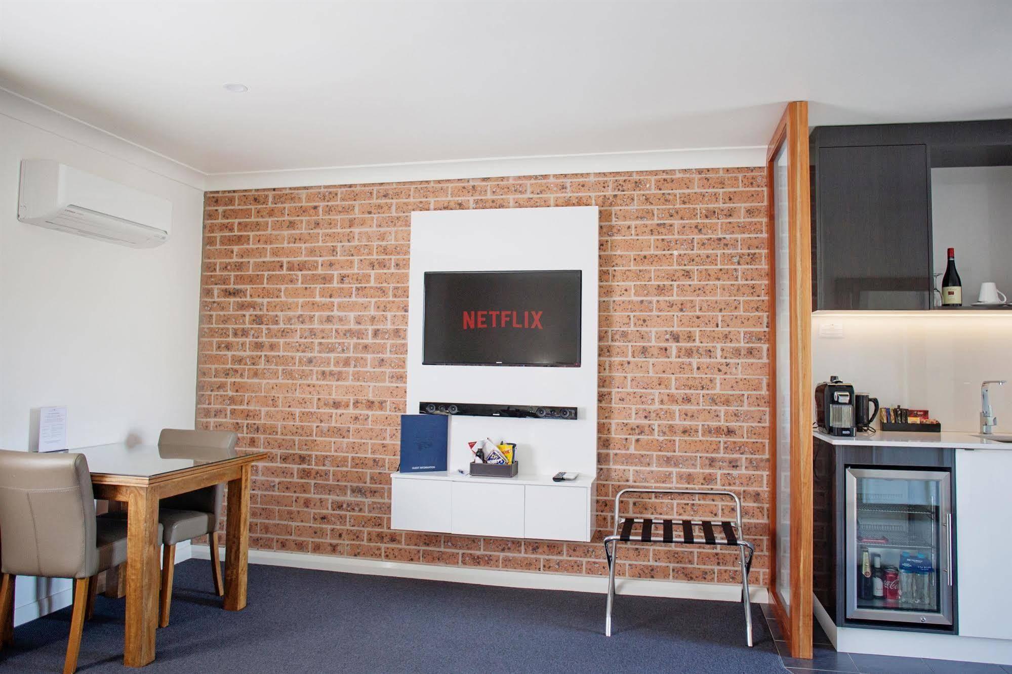 Мотель Bluegum Dubbo (Adults Only) Экстерьер фото