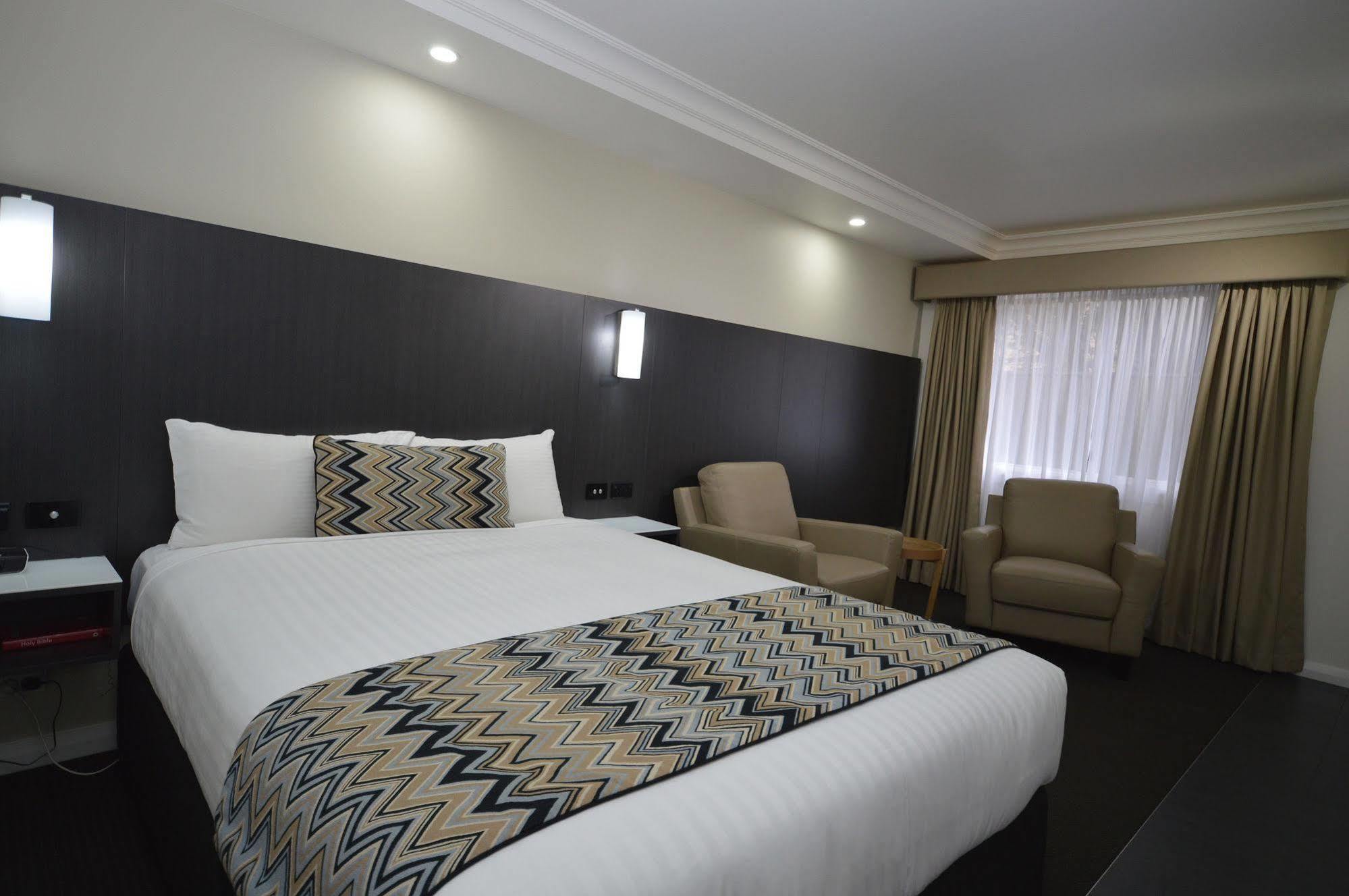 Мотель Bluegum Dubbo (Adults Only) Экстерьер фото